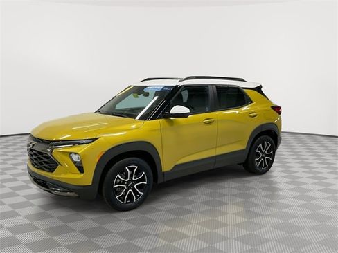 Certified 2025 Chevrolet TrailBlazer ACTIV w/ Convenience Package image 5