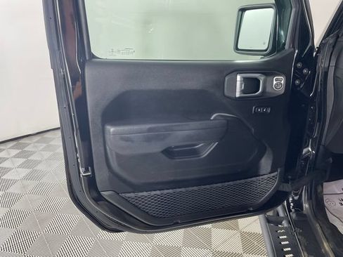 Used 2022 Jeep Wrangler Unlimited Sport AWD/4WD image 17