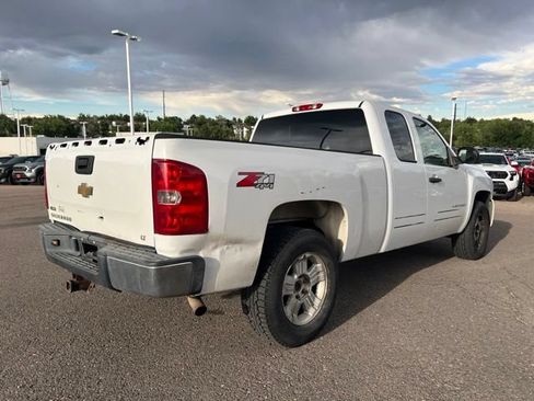 Used 2008 Chevrolet Silverado 1500 LT w/ Power Pack Plus AWD/4WD image 6