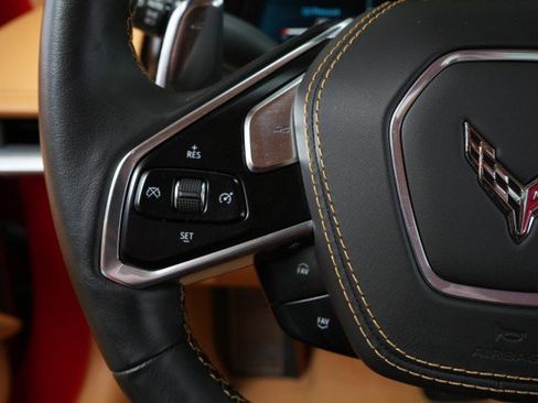 Used 2021 Chevrolet Corvette Stingray Premium Conv w/ Z51 Performance Package image 44