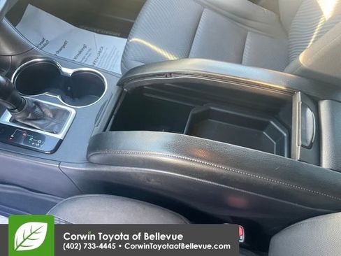 Used 2016 Toyota Highlander LE image 22