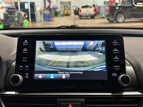 Used 2021 Honda Accord LX image 24