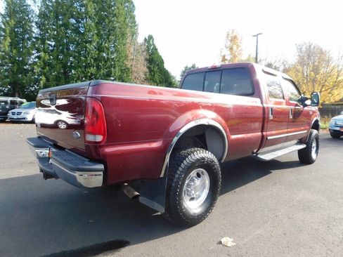 Used 2000 Ford F350 Lariat image 2