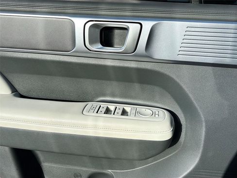 Used 2024 Hyundai Santa Fe SEL image 20