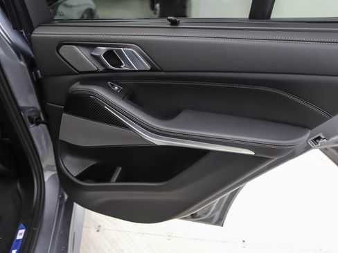 Used 2026 BMW X5 M60i image 26