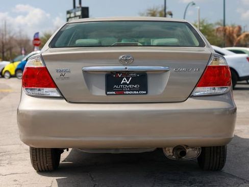 Used 2006 Toyota Camry LE image 10