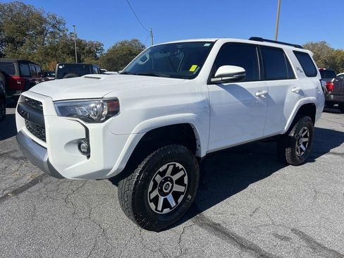 Used 2023 Toyota 4Runner TRD Off-Road Premium image 3