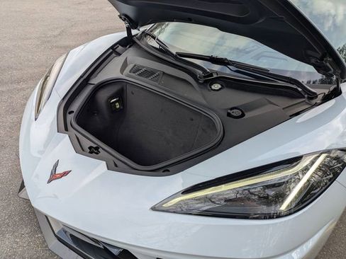 Certified 2021 Chevrolet Corvette Stingray w/ Z51 Performance Package image 37