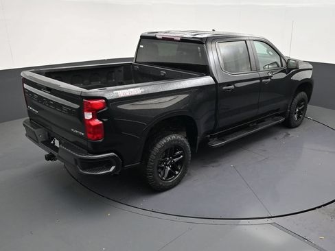 Used 2023 Chevrolet Silverado 1500 Custom Trail Boss AWD/4WD image 17