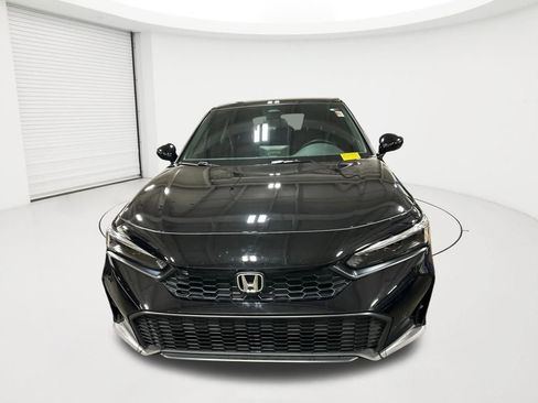 Used 2025 Honda Civic Sport image 2