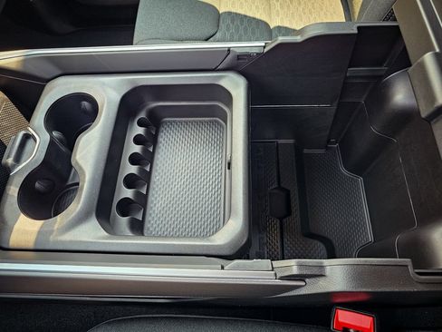 New 2026 RAM 1500 Express AWD/4WD image 28
