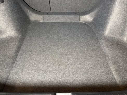 Used 2018 Honda Accord EX image 23