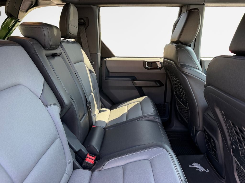 Used 2024 Ford Bronco Everglades AWD/4WD image 27