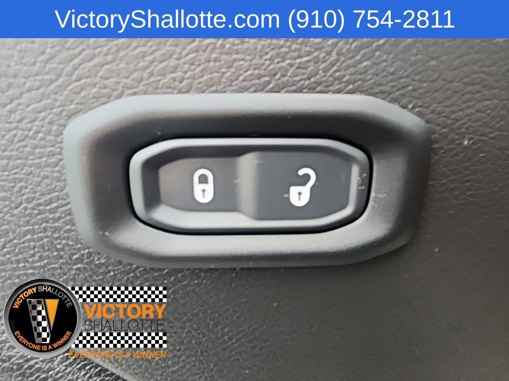 Used 2024 Jeep Wrangler Unlimited Sport AWD/4WD image 20