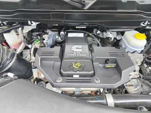 Used 2024 RAM 2500 Big Horn AWD/4WD image 18