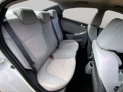Used 2014 Hyundai Accent GLS FWD image 19