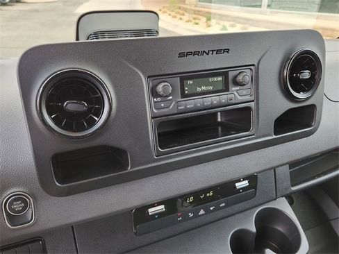 New 2025 Mercedes-Benz Sprinter 2500 image 22