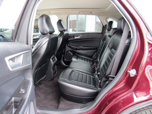 Used 2020 Ford Edge SEL w/ Convenience Package AWD/4WD image 19