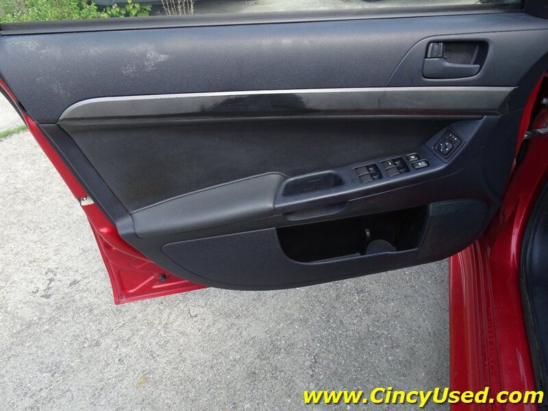Used 2015 Mitsubishi Lancer ES FWD image 27