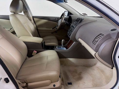 Used 2011 Nissan Altima 2.5 S w/ Convenience Pkg FWD image 21