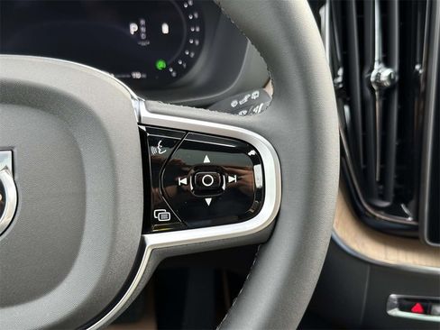New 2026 Volvo XC60 B5 Core w/ Climate Package image 9