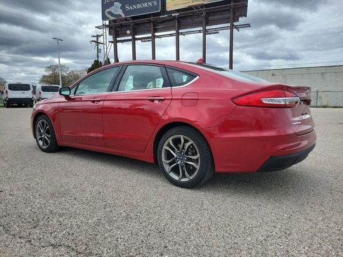 Used 2020 Ford Fusion SEL FWD image 3