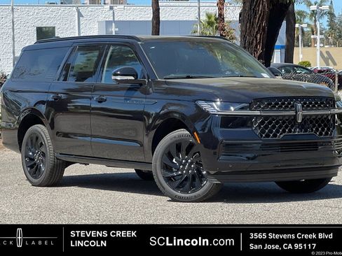 New 2026 Lincoln Navigator L Reserve image 1