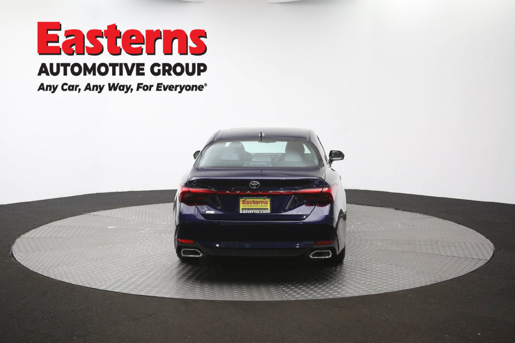 Used 2022 Toyota Avalon XLE w/ Moonroof Package FWD image 39