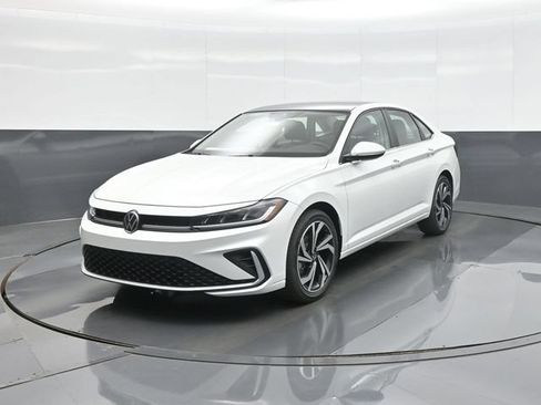 New 2026 Volkswagen Jetta SEL FWD image 3
