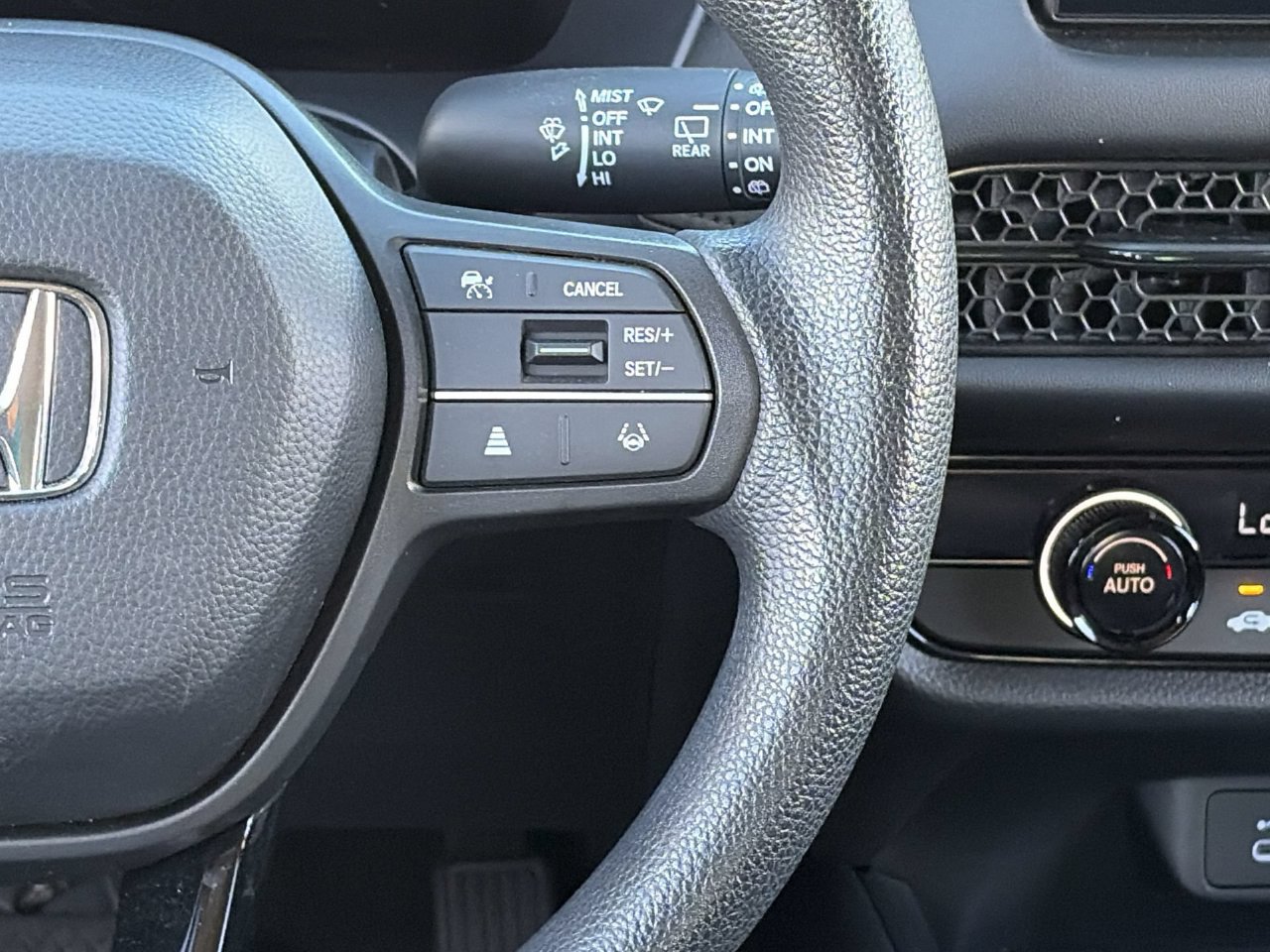 Used 2026 Honda HR-V LX image 22