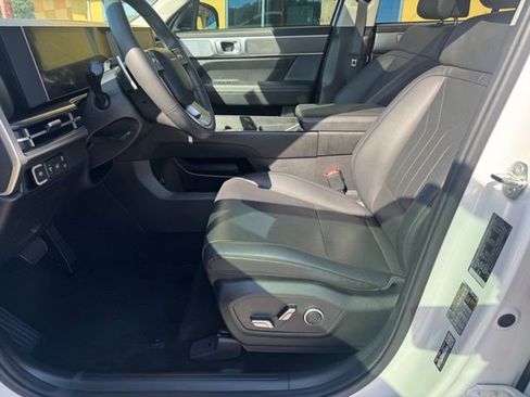 Used 2024 Hyundai Santa Fe XRT AWD/4WD image 17