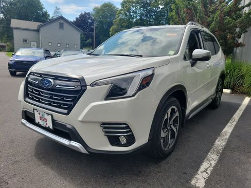 Certified 2024 Subaru Forester Touring AWD/4WD image 8