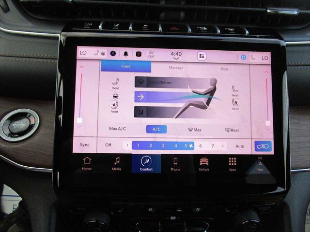 Certified 2024 Jeep Grand Cherokee Summit AWD/4WD image 38