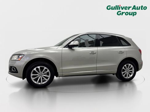 Used 2016 Audi Q5 2.0T Premium Plus w/ Technology Package AWD/4WD image 2