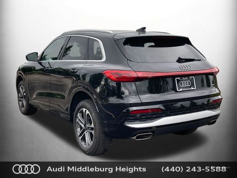 Used 2025 Audi Q5 Premium w/ Convenience Package AWD/4WD image 8