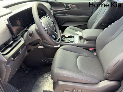 New 2026 Kia Carnival SX Prestige FWD image 9