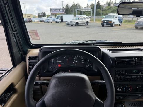 Used 2000 Jeep Wrangler Sport AWD/4WD image 13