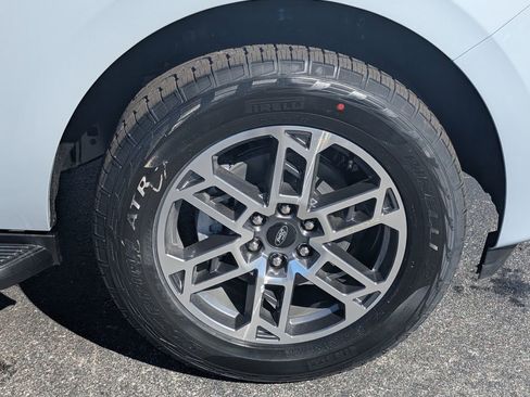 New 2026 Ford Expedition Active image 15