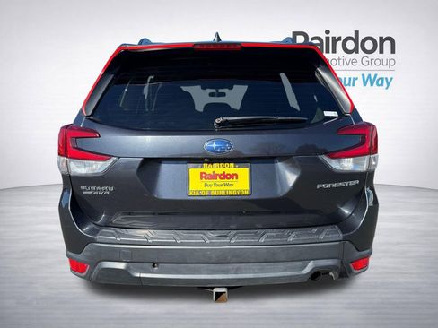Used 2019 Subaru Forester Premium w/ All-Weather Package image 7