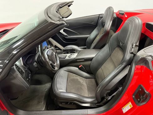 Used 2014 Chevrolet Corvette Stingray Convertible w/ 2LT Preferred Equipment Group RWD image 9