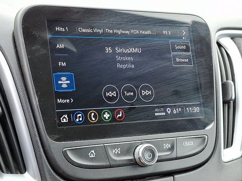 Used 2023 Chevrolet Malibu LT FWD image 17