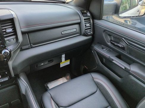 New 2026 RAM 1500 Laramie AWD/4WD image 13