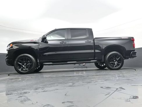 Used 2025 Chevrolet Silverado 1500 LT Trail Boss w/ Convenience Package II AWD/4WD image 38