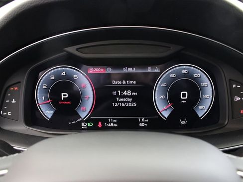 New 2026 Audi Q8 Premium Plus image 9