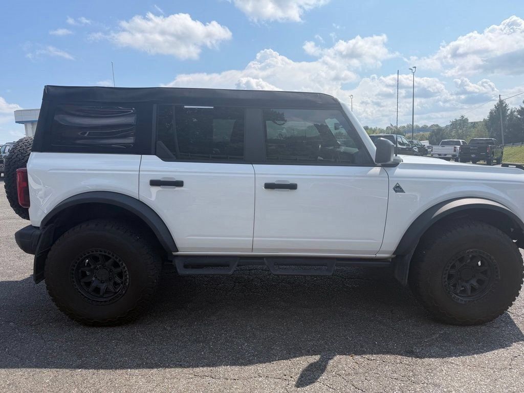 Used 2023 Ford Bronco Black Diamond w/ Sasquatch Package AWD/4WD image 8