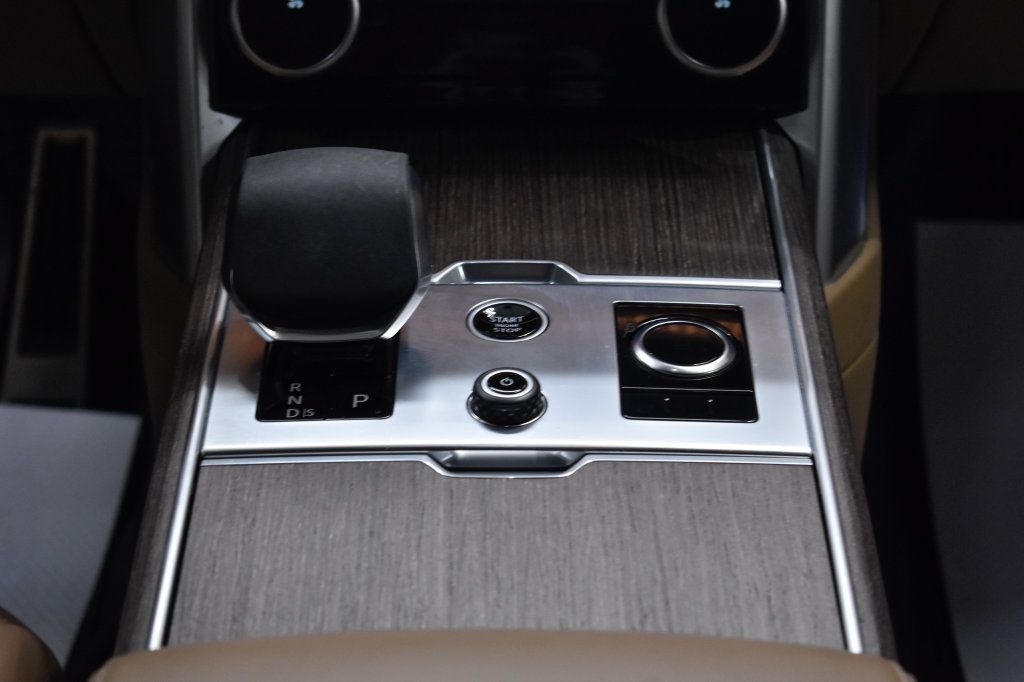 Used 2023 Land Rover Range Rover SE AWD/4WD image 22