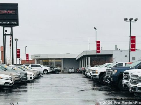 Used 2023 Subaru Crosstrek 2.0i Premium w/ Popular Package #2 image 9