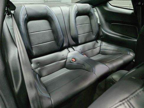 Used 2021 Ford Mustang GT Premium w/ Equipment Group 401A RWD image 15