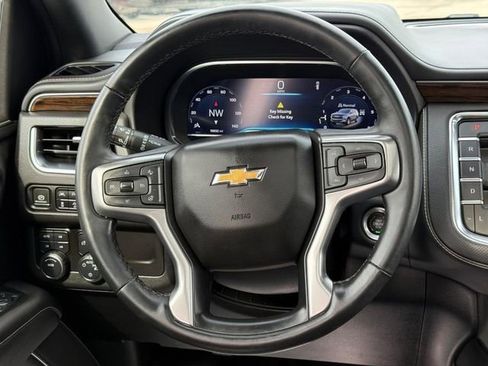Used 2024 Chevrolet Tahoe Premier AWD/4WD image 15