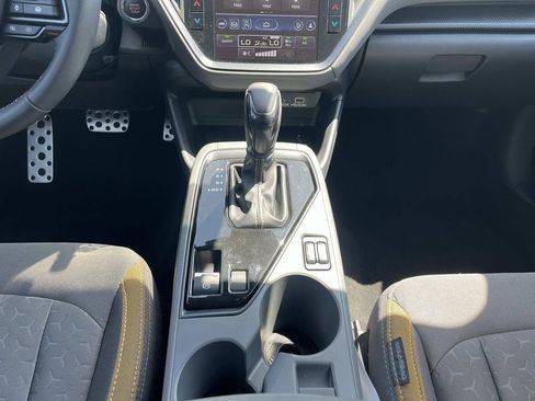 Used 2024 Subaru Crosstrek 2.5i Sport AWD/4WD image 15